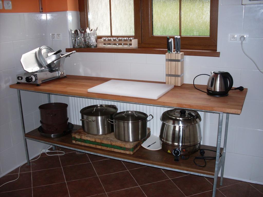 Penzion Jizerka Jablonec nad Nisou Extérieur photo